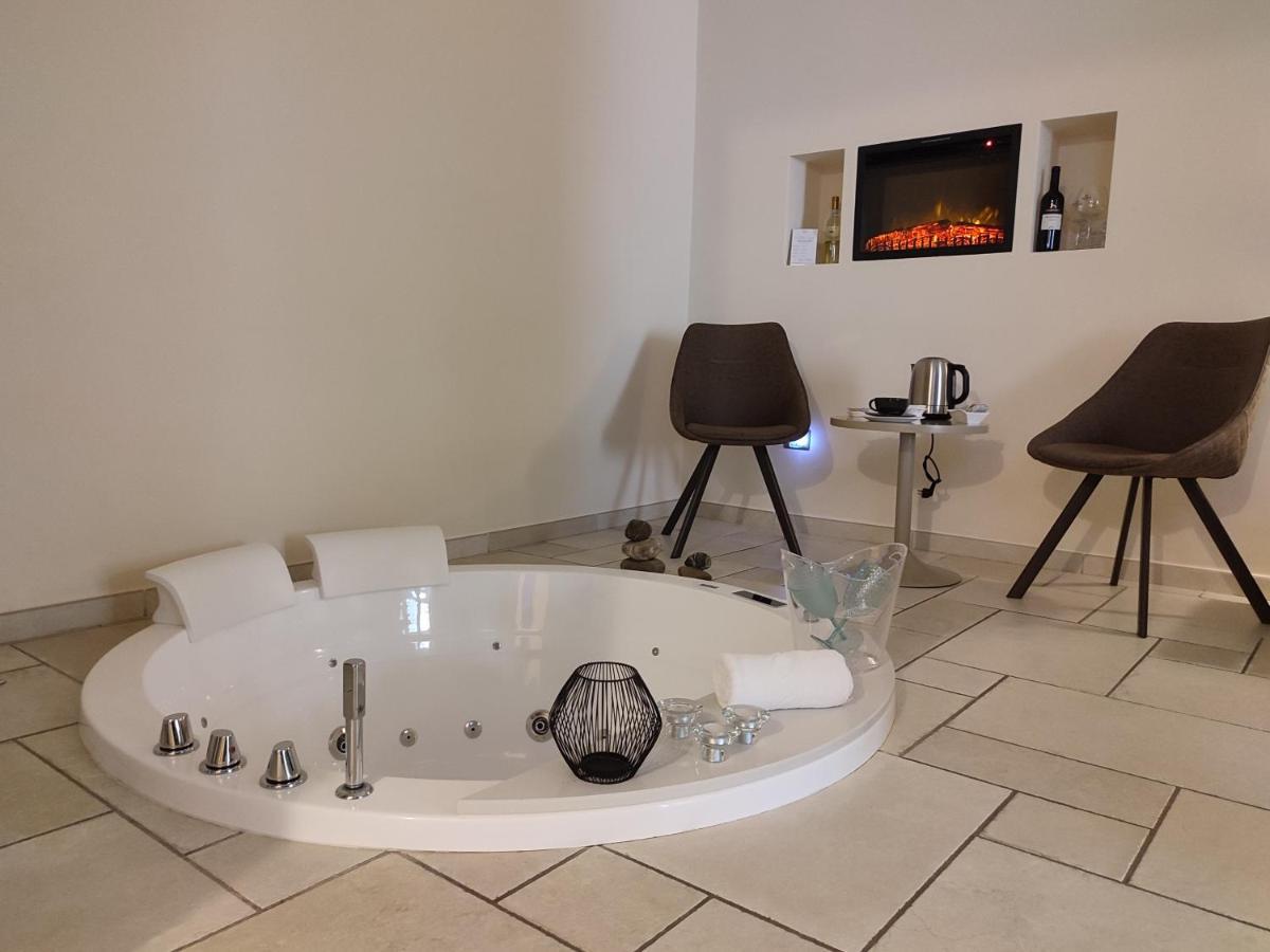Lux Suite Таранто Экстерьер фото
