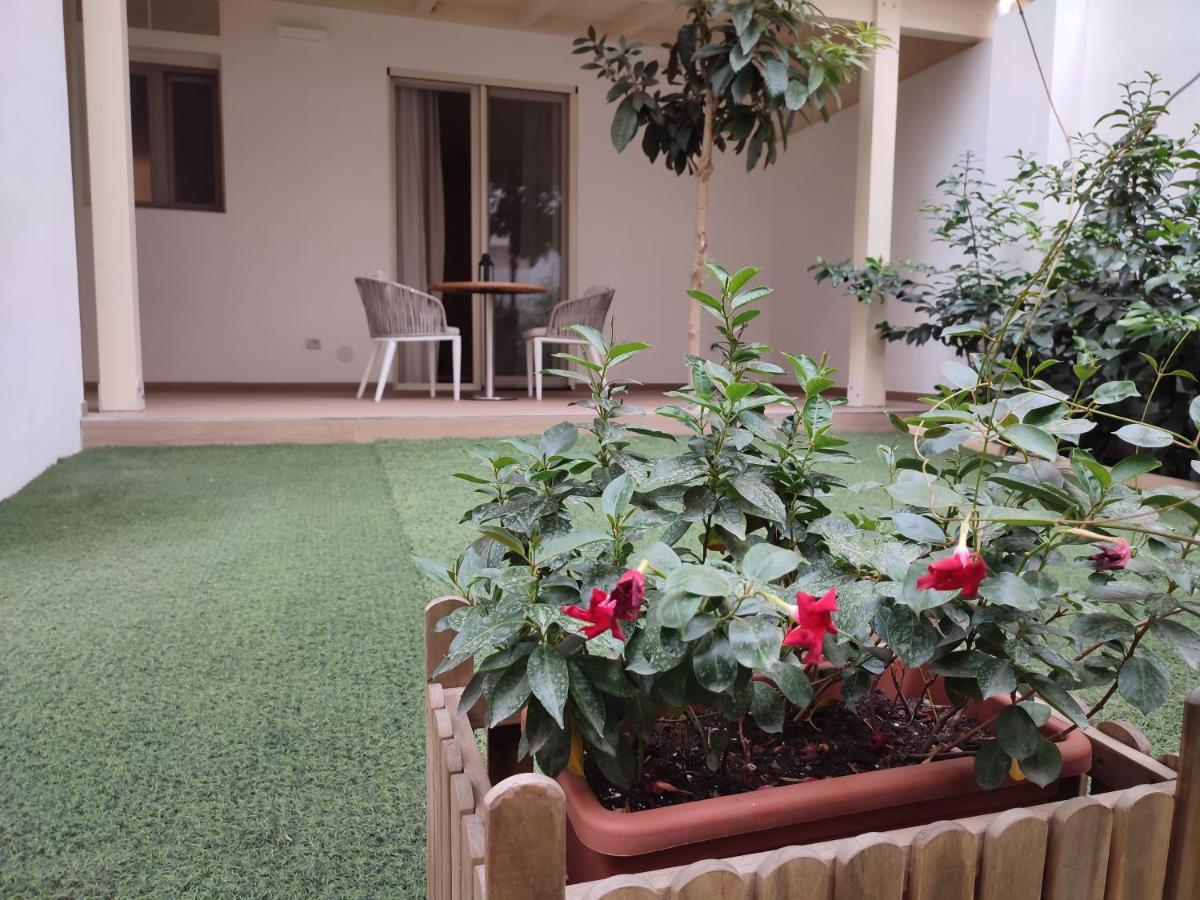 Lux Suite Таранто Экстерьер фото
