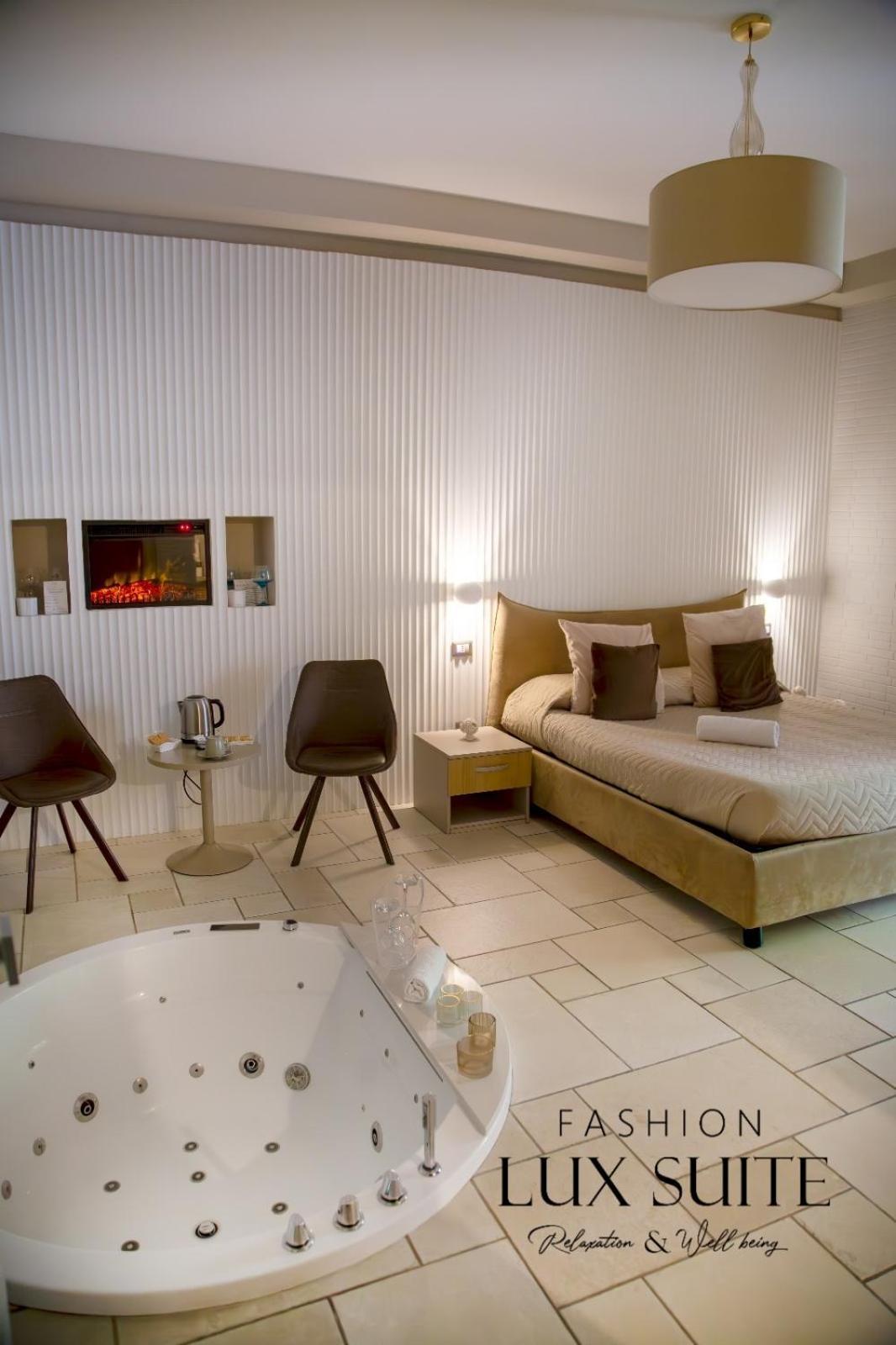 Lux Suite Таранто Экстерьер фото